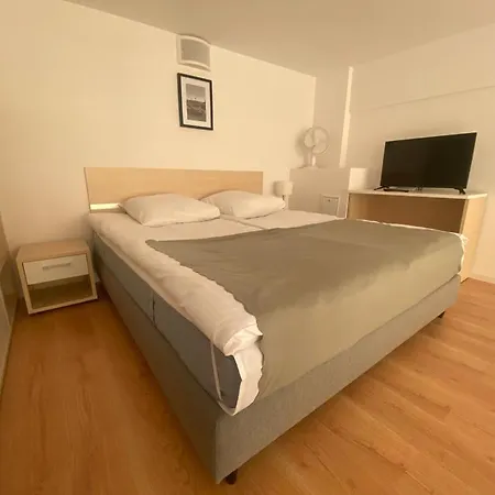 Aparthotel Sleepwell *